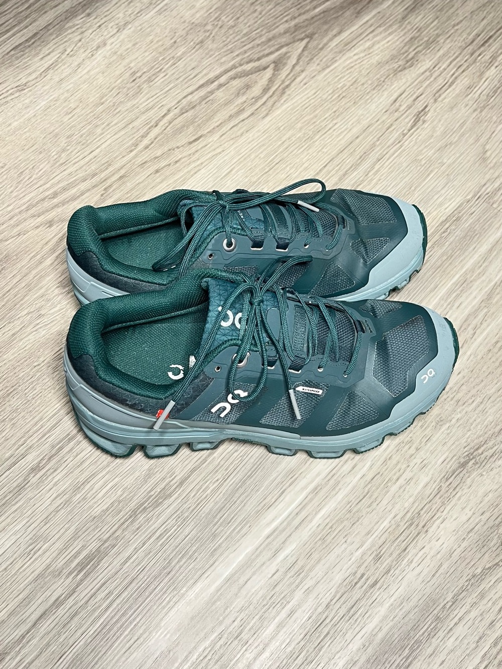 ON RUNNING Cloudventure 2 Waterproof Juniper Sea Trail Running Shoes Women 6.5